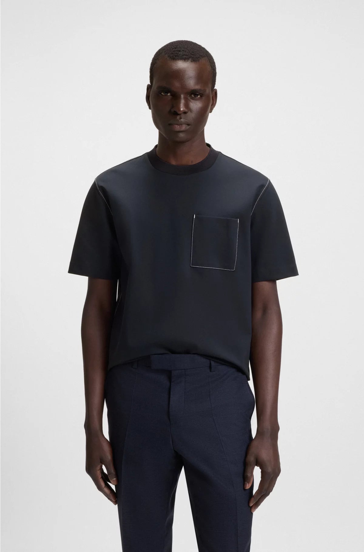 COTTON-BLEND T-SHIRT WITH POCKET DETAIL