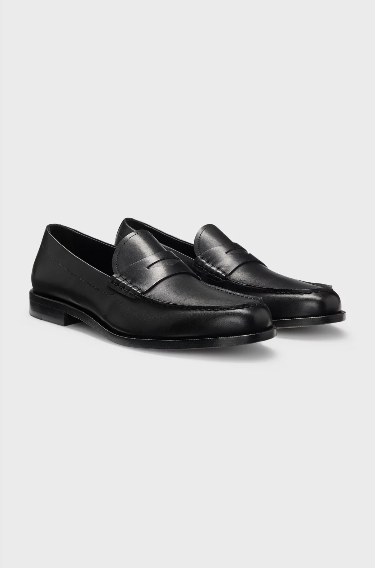 LOAFERS IN SMOOTH LEATHER WITH PENNY TRIM