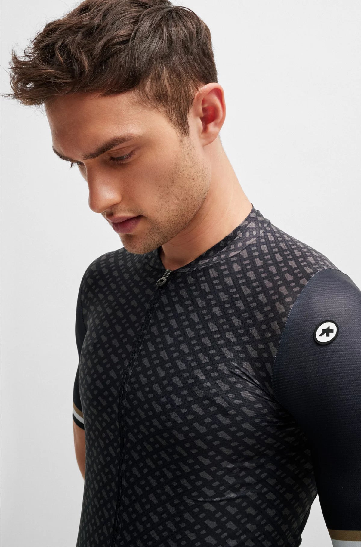 TRAINING JERSEY WITH BREATHABLE QUICK-DRY FRONT